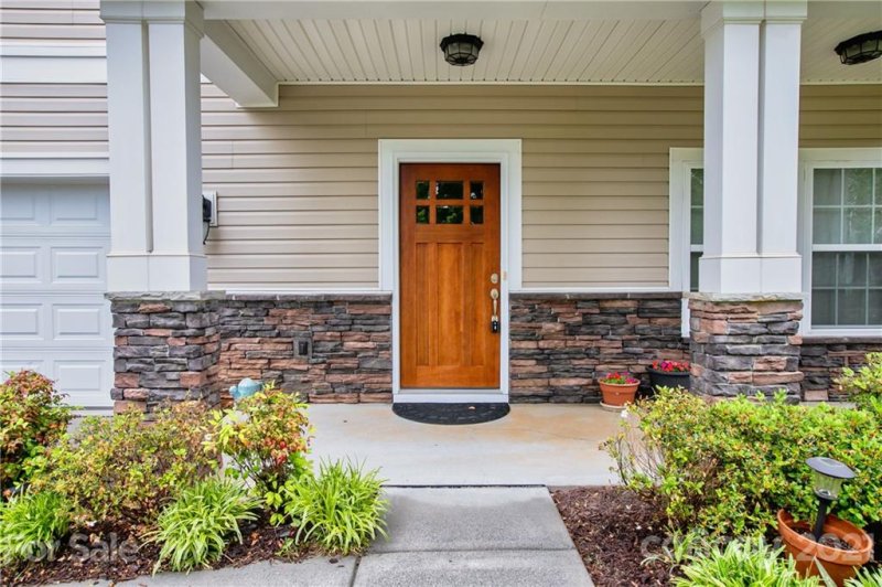Property image 2 at 588 Putting Drive, Fort Mill, SC 29715