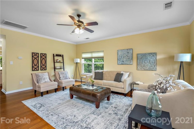 Property image 4 at 588 Putting Drive, Fort Mill, SC 29715