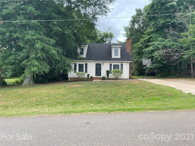 Property image 3 at 112 Pineview Court, Statesville, NC 28625