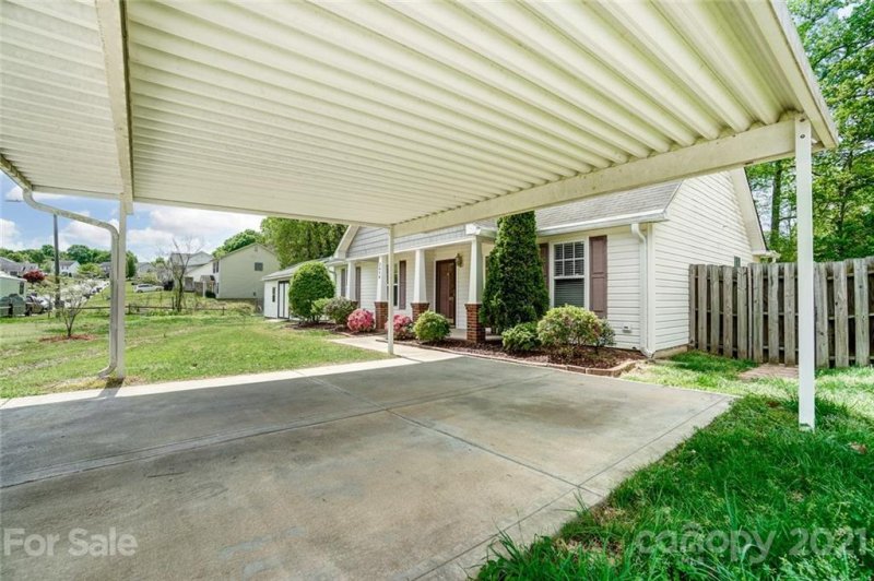 Property image 3 at 2658 Thistle Brook Drive, Concord, NC 28027