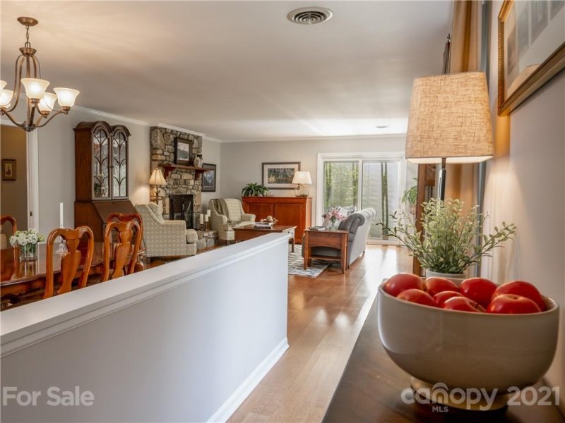 Property image 4 at 412 Sondley Woods Place, Asheville, NC 28805