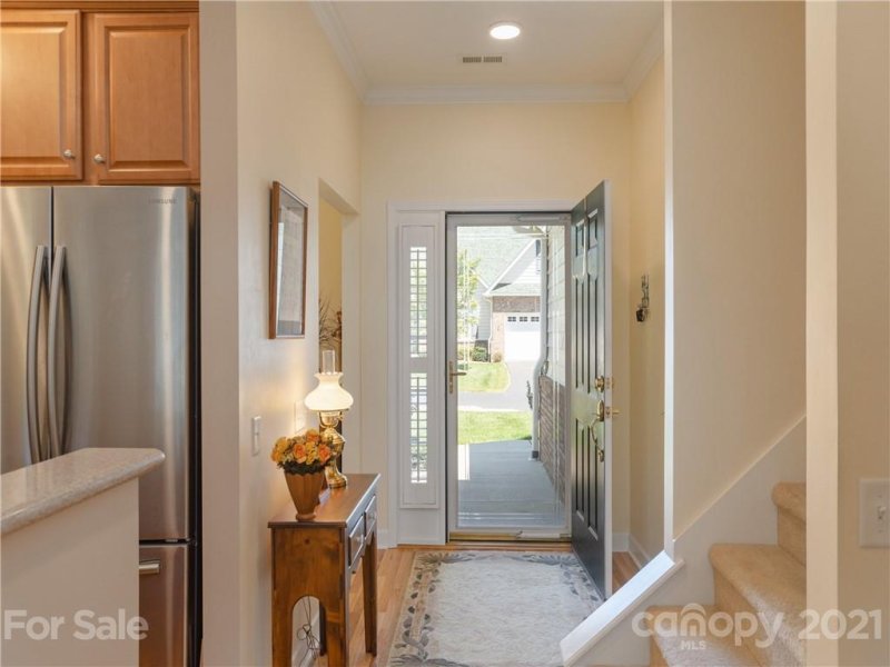 Property image 3 at 106 Victoria Park Drive, Hendersonville, NC 28792