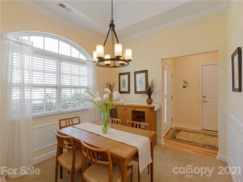 Property image 4 at 106 Victoria Park Drive, Hendersonville, NC 28792