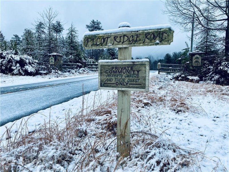 Property image 5 of 135 Pilot Ridge Road in Pilots Ridge, Nebo, NC 28761