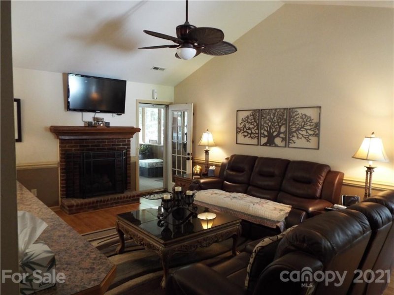 Property image 3 at 7128 Catawba Springs Road, Denver, NC 28037