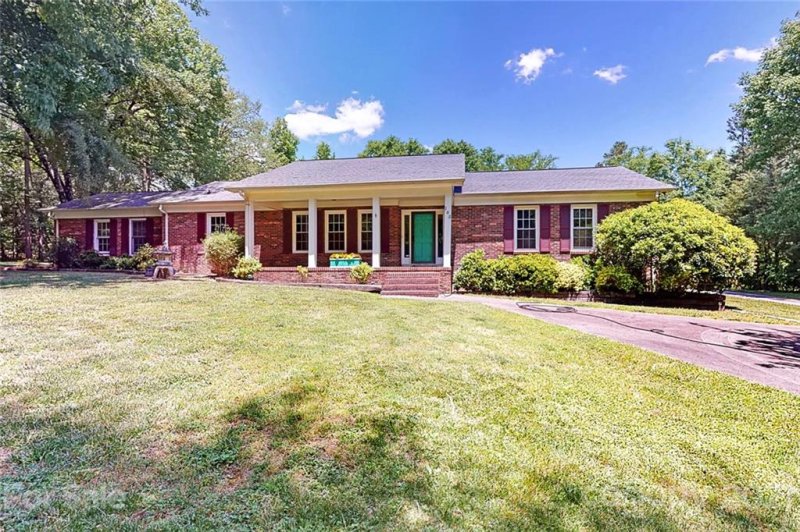 Property image 2 at 165 Falcon Drive, Concord, NC 28025