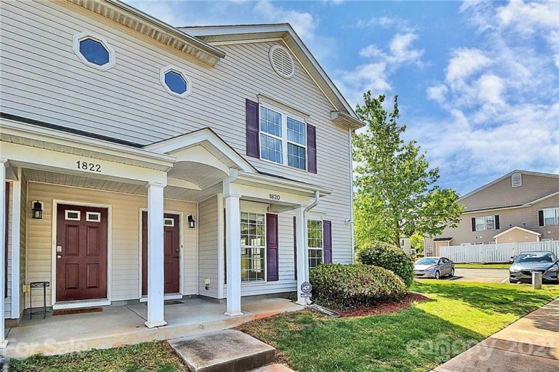 Property image 2 at 1820 Butterfly Lane, Charlotte, NC 28269