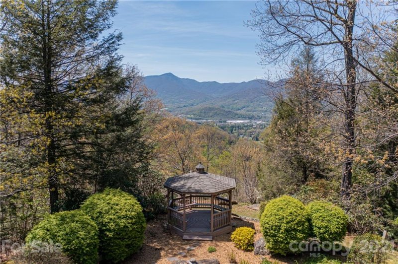 Property image 3 at 190 Equestrian Drive, Waynesville, NC 28786
