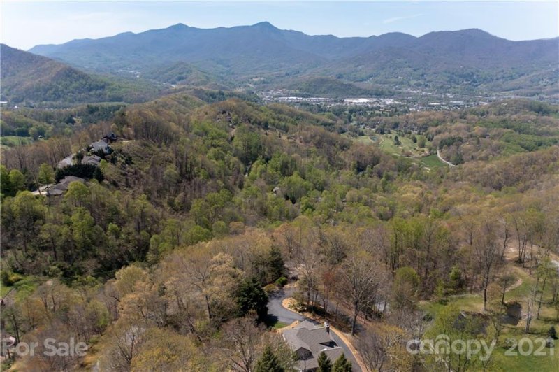 Property image 4 at 190 Equestrian Drive, Waynesville, NC 28786
