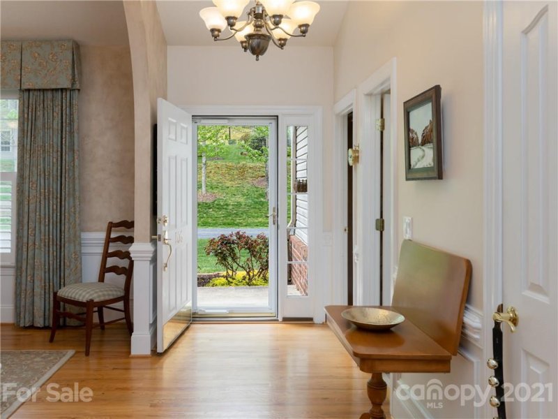 Property image 2 at 106 Silk Tree Lane, Asheville, NC 28803