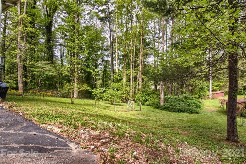 Property image 4 at 155 Timberlane Drive, Etowah, NC 28729