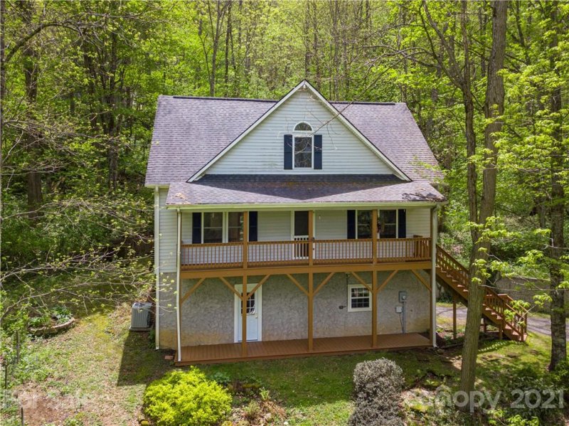 Property image 2 at 975 Apple Creek Road, Waynesville, NC 28786