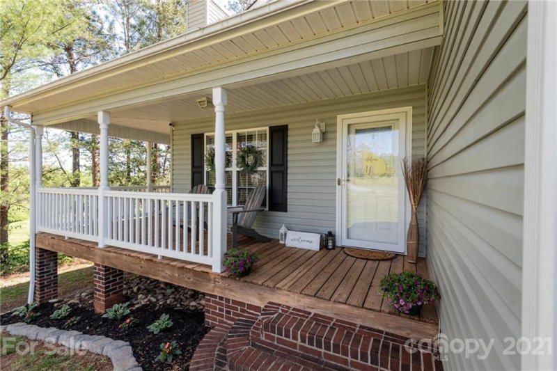 Property image 5 at 4946 Addison Lane, Hickory, NC 28601