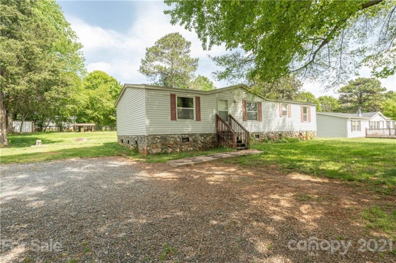 Property image 3 at 1116 Bexley Lane, Lincolnton, NC 28092