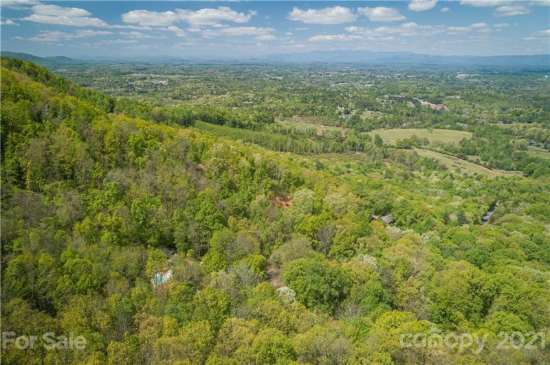 Property image 5 at 3336 Stones Throw Drive, Valdese, NC 28690