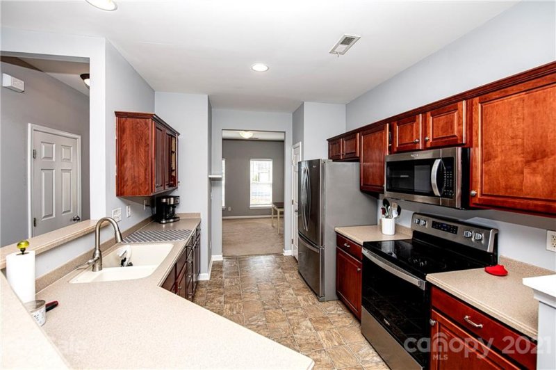 Property image 3 at 11711 Rockcastle Drive, Charlotte, NC 28273