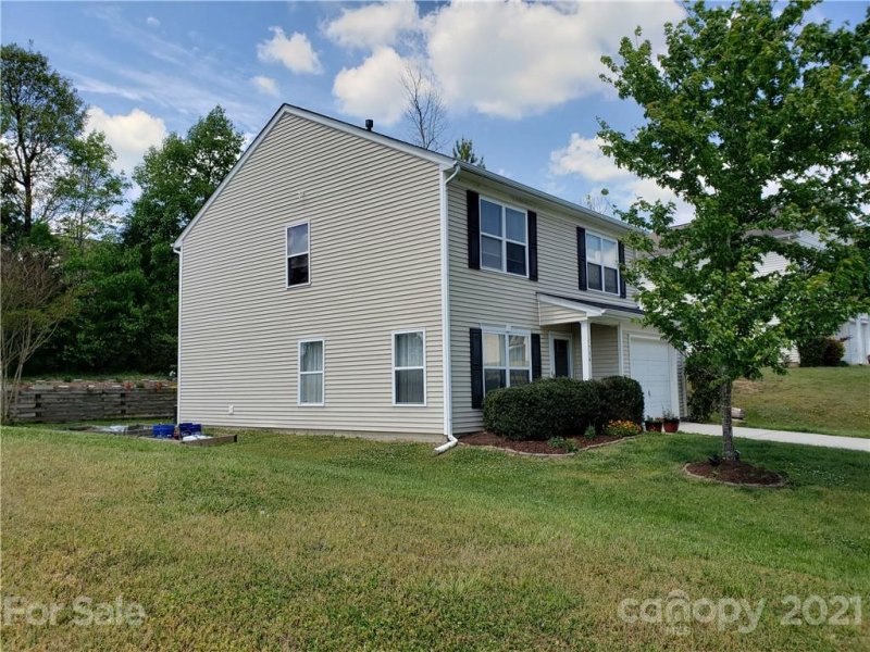 Property image 3 at 1734 Red Bird Circle, Concord, NC 28025