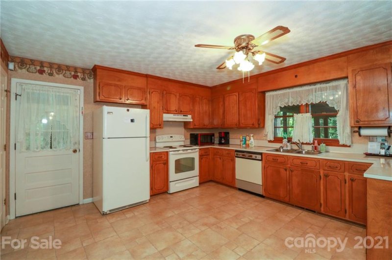 Property image 4 at 43 Crane Court, Concord, NC 28025