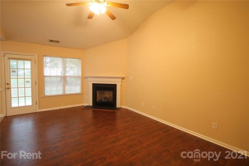 Property image 4 at 1281 Spring View Court, Rock Hill, SC 29732