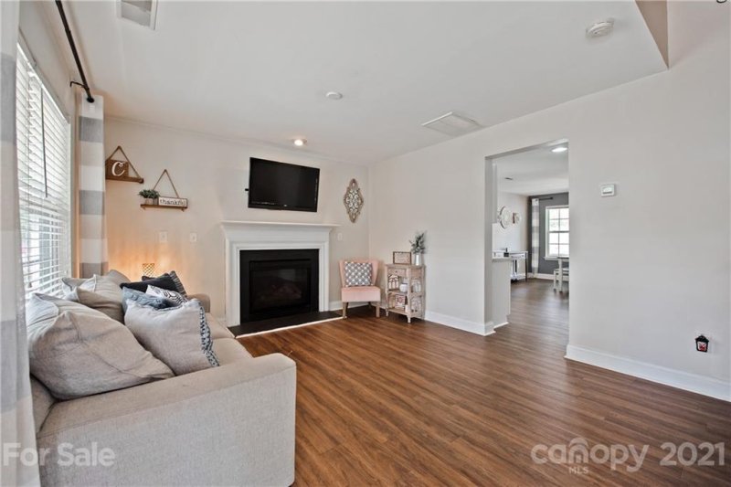 Property image 4 at 520 Jakes Ridge Lane, Mooresville, NC 28115