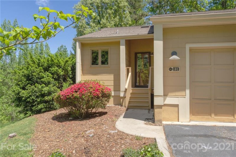 101 Beaver Ridge Road