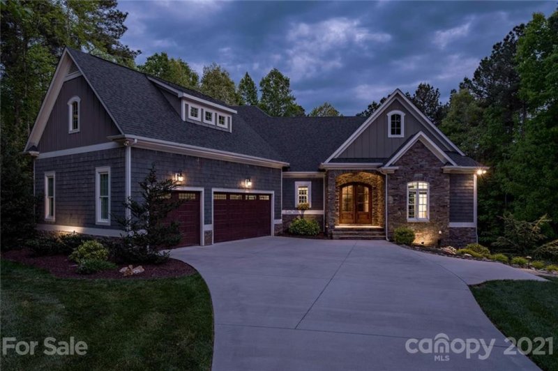 Property image 2 at 140 Tea Olive Lane, Mooresville, NC 28117