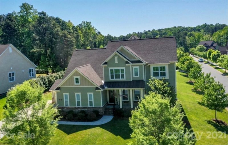 Property image 3 at 360 Monteray Oaks Circle, Fort Mill, SC 29715
