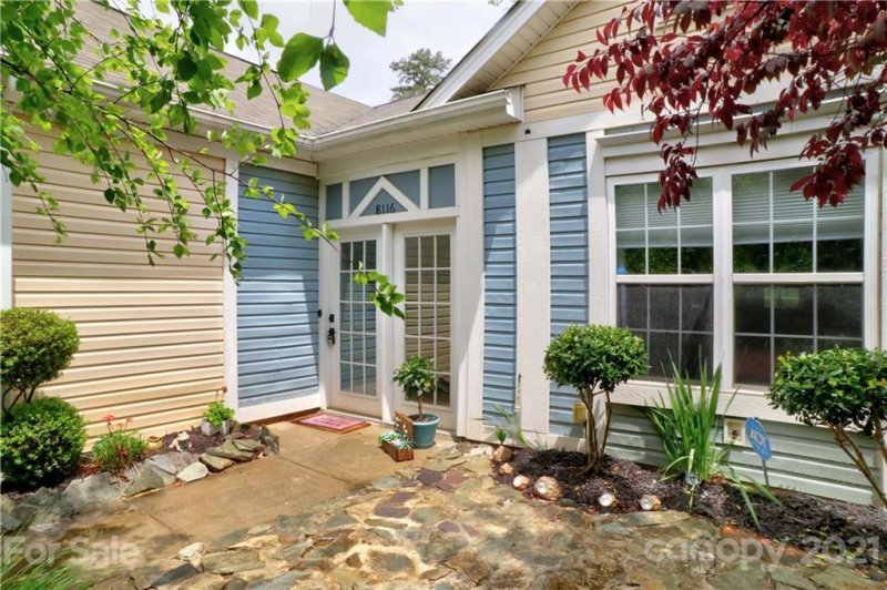 Property image 4 at 8116 Pozzi Road, Charlotte, NC 28216