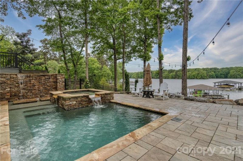 Property image 3 at 122 Hawk Run Lane, Troutman, NC 28166