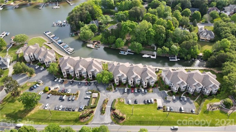 Property image 2 at 107 Pier 33 Drive, Mooresville, NC 28117