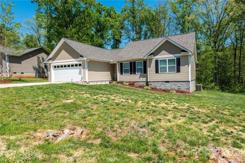 Property image 2 at 2125 Samanthas Wells None, Newton, NC 28658