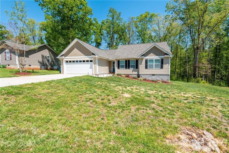 Property image 3 at 2125 Samanthas Wells None, Newton, NC 28658