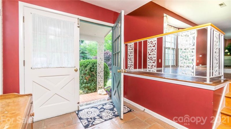 Property image 5 at 10 Mountainbrook Road, Asheville, NC 28805