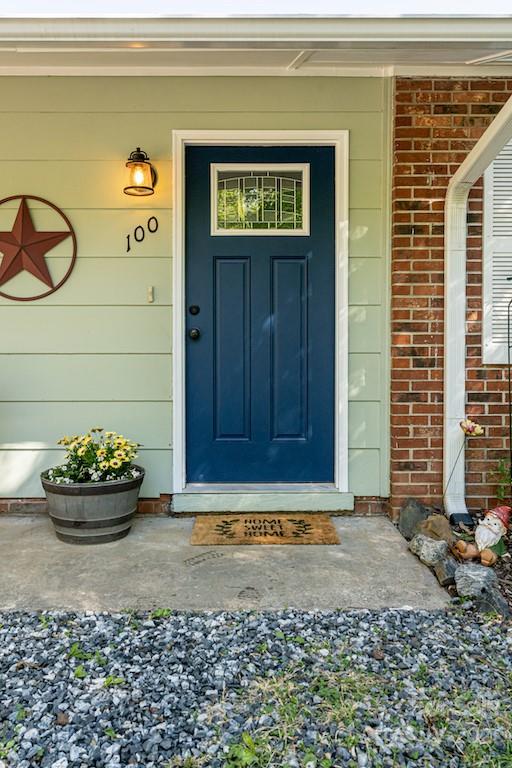 Property image 3 at 100 Wicklow Drive, Asheville, NC 28806