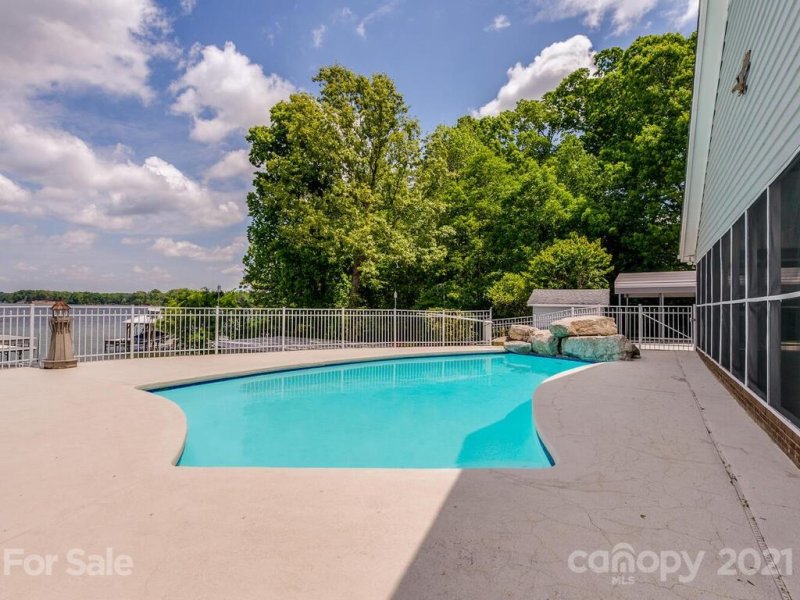 Property image 3 at 5310 Blue Bird Lane, York, SC 29745