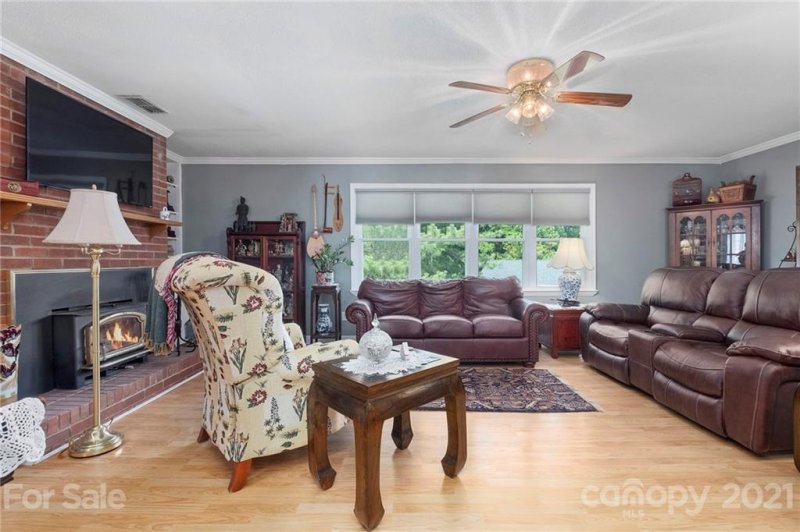 Property image 5 at 2002 Monticello Drive, Gastonia, NC 28056