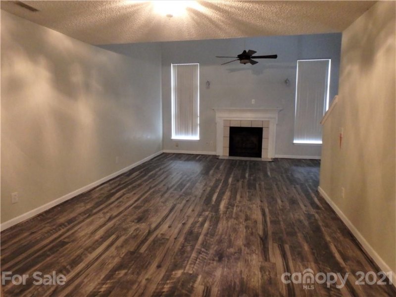 Property image 3 at 3337 Braden Drive, Charlotte, NC 28216