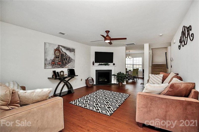 Property image 4 at 5309 Park Brook Drive, Charlotte, NC 28269