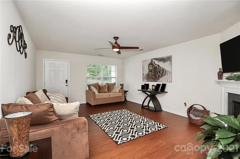 Property image 5 at 5309 Park Brook Drive, Charlotte, NC 28269