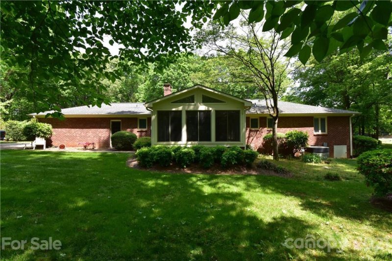 Property image 5 at 102 Belwood Drive, Belmont, NC 28012