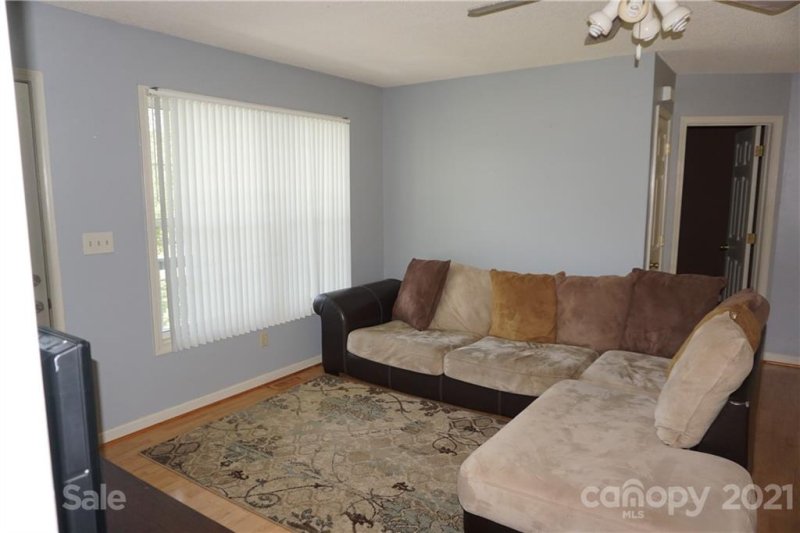 Property image 3 at 2125 Redberry Lane, Conover, NC 28613