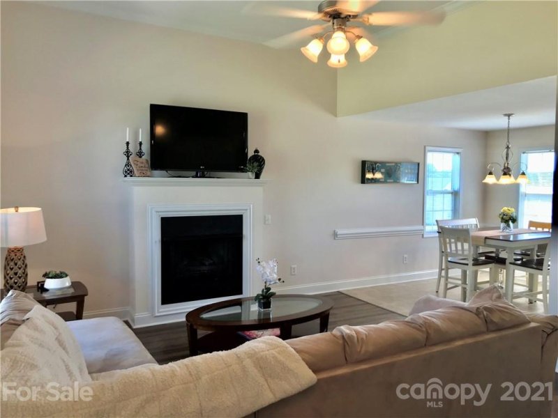 Property image 2 at 417 Oakleigh Lane, Oakboro, NC 28129