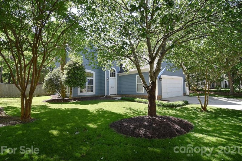 8134 Hunley Ridge Road