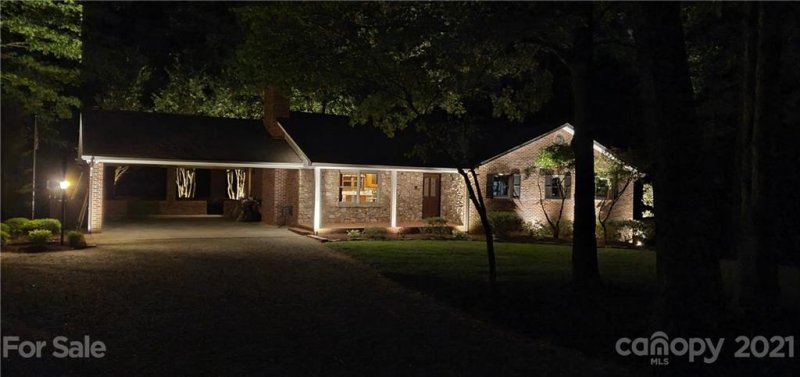 Property image 4 at 7556 Deer Track Drive, Denver, NC 28037