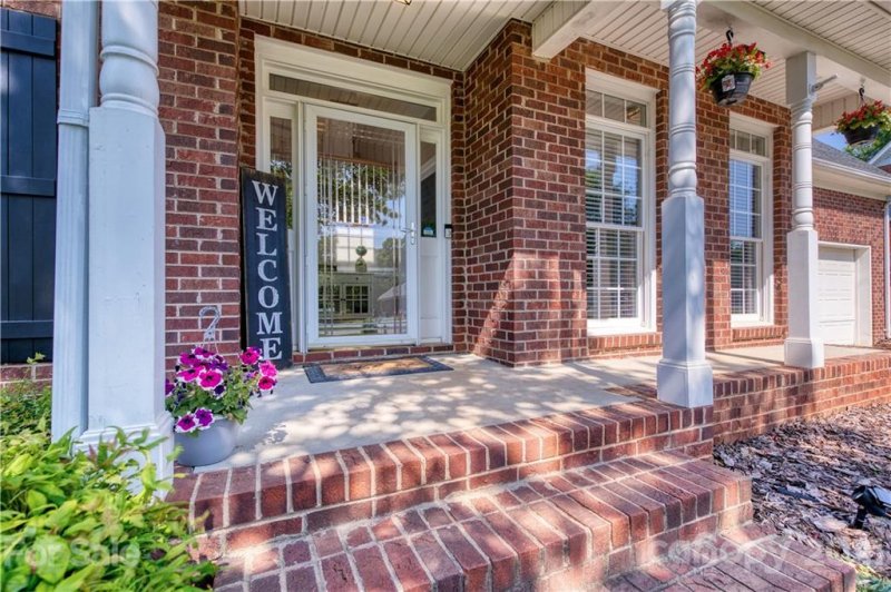 Property image 2 at 8031 Stevens Mill Road, Matthews, NC 28104