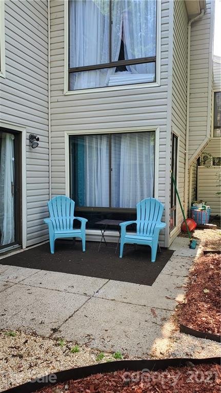 Property image 3 at 7918 Princess Ann Drive, Charlotte, NC 28212