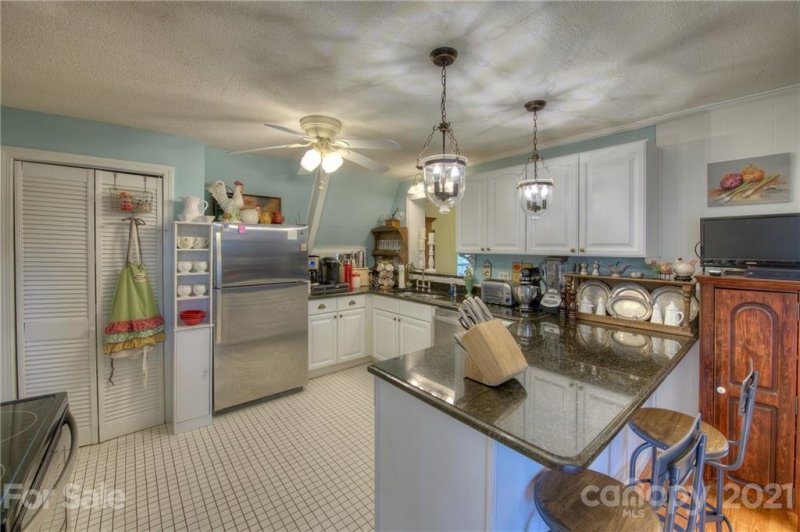 Property image 5 at 1352 Swiss Pine Lake Drive, Spruce Pine, NC 28777