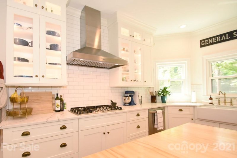 Property image 4 at 2031 Kilmonack Lane, Charlotte, NC 28270