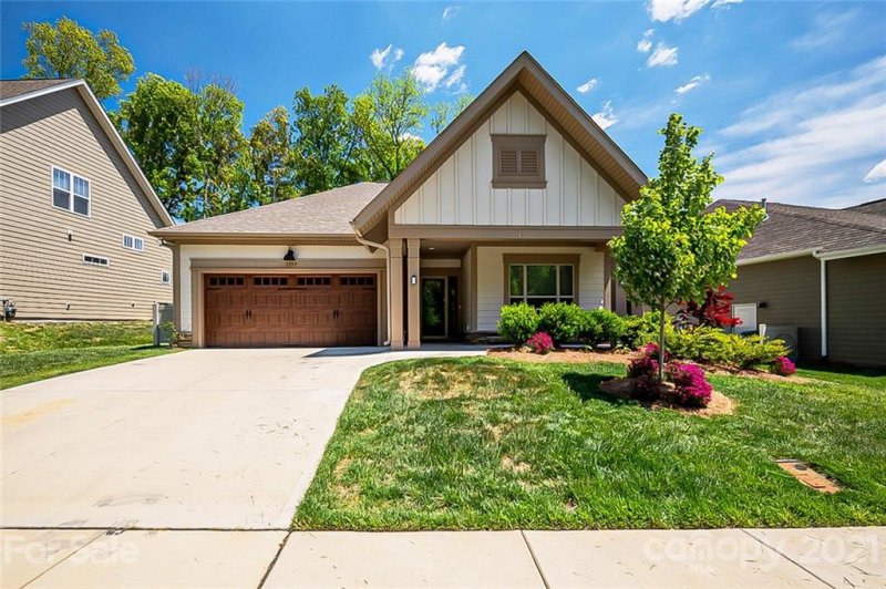 1359 Stonecroft Lane