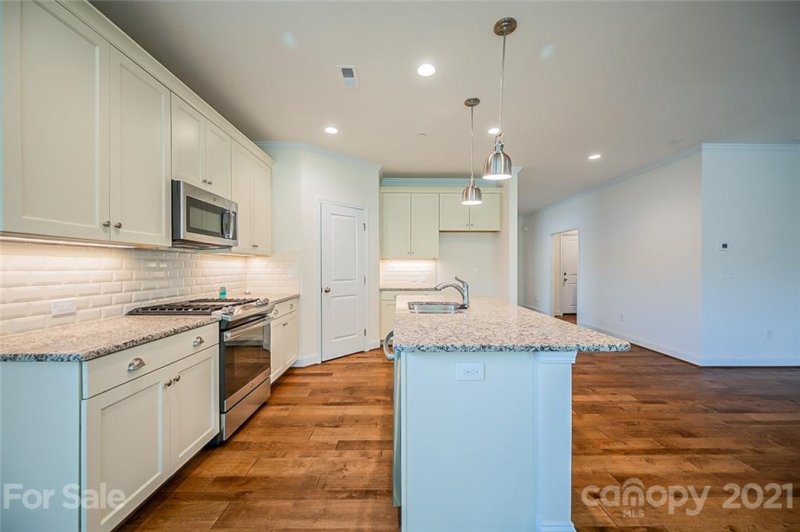 Property image 4 at 1359 Stonecroft Lane, Concord, NC 28027